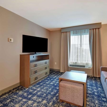 Homewood Suites By Hilton Orange New Haven Exterior photo