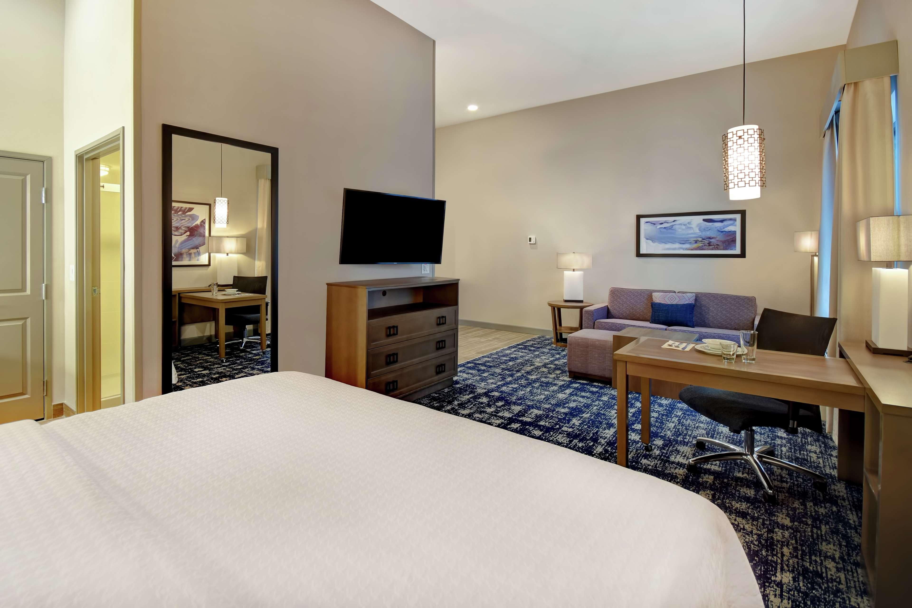 Homewood Suites By Hilton Orange New Haven Exterior photo